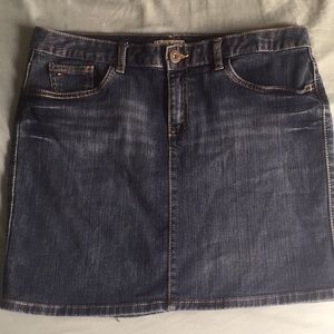 Tommy Hilfiger denim skirt